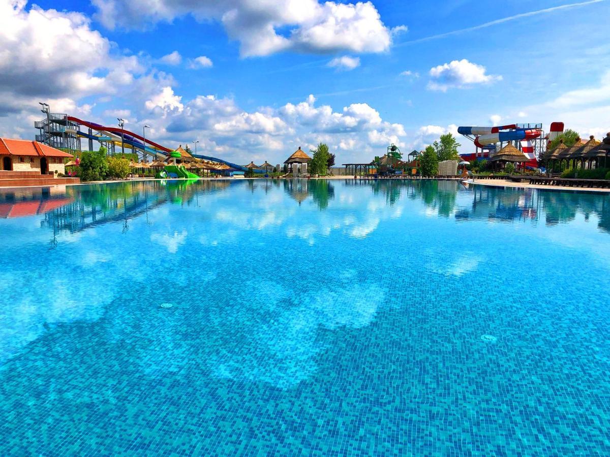 S Club Resort Hotel Aqua Park And Spa Белград Экстерьер фото